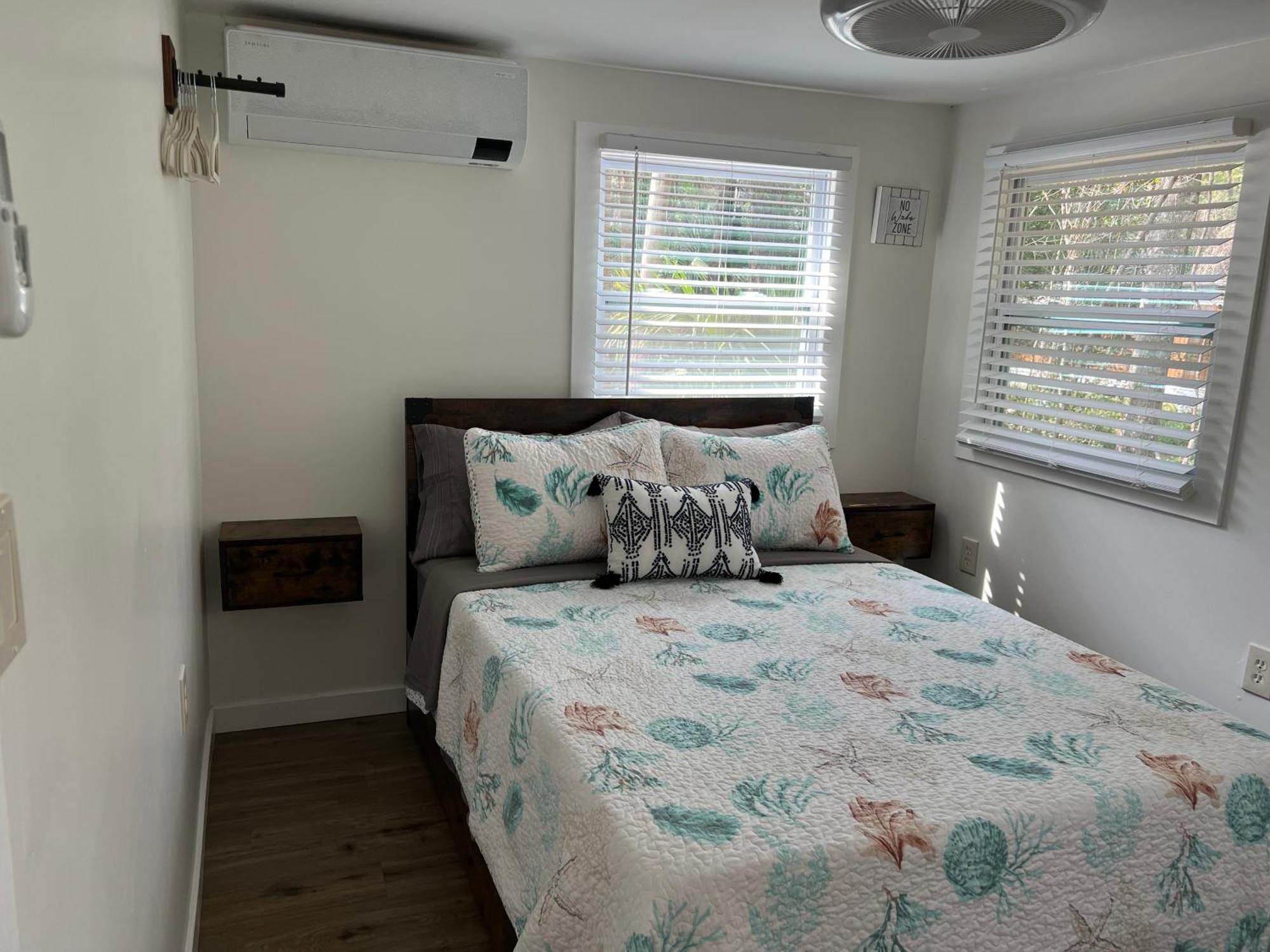 Nature Coast Inn & Cottages Inglis エクステリア 写真