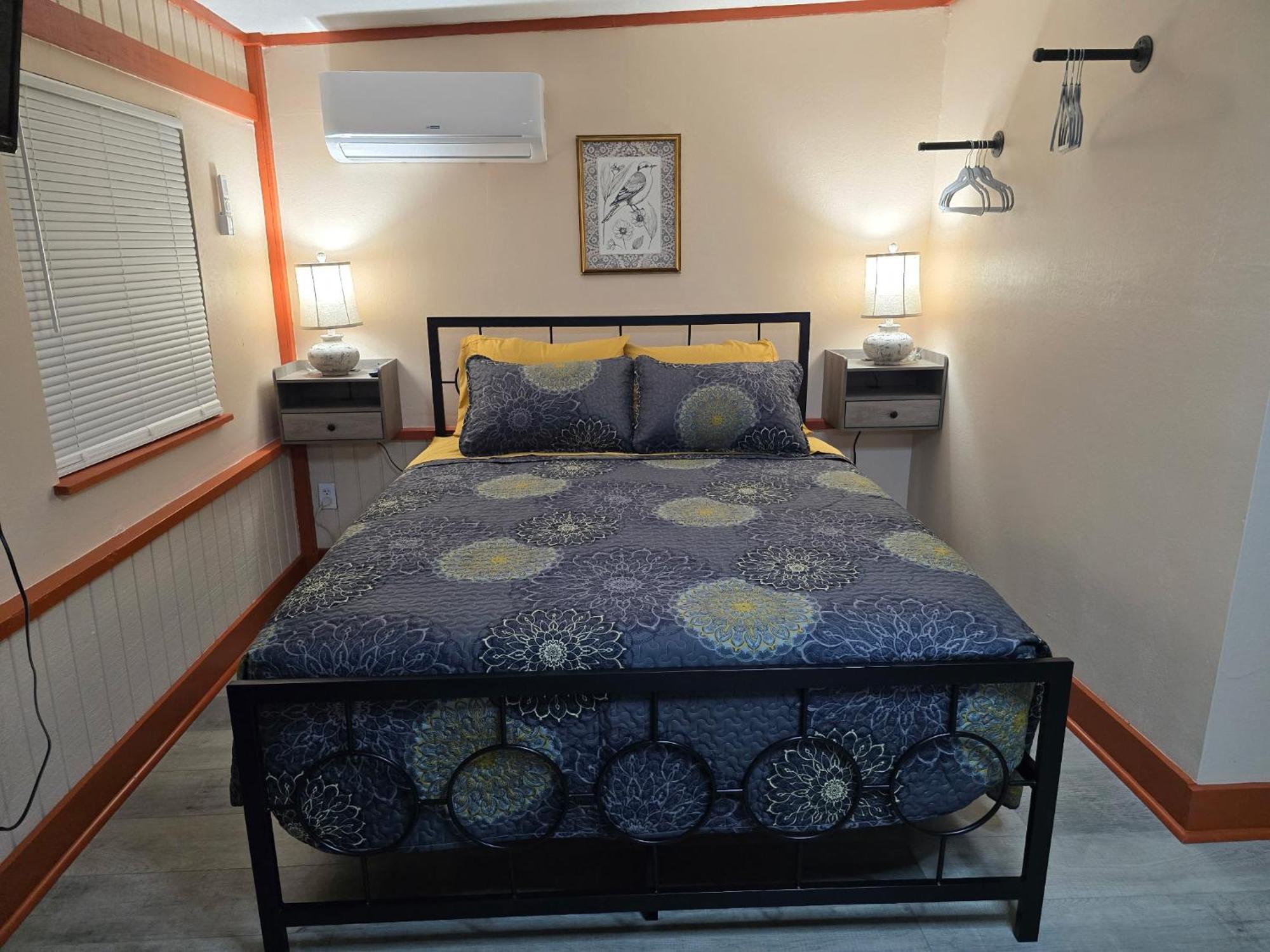 Nature Coast Inn & Cottages Inglis エクステリア 写真